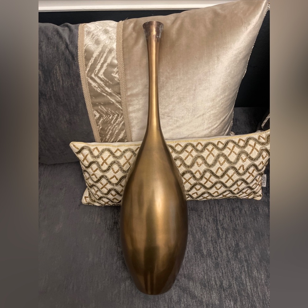Arteriors Home Ryan Vase Decorating Piece Metal Finish Dark Gold Bronze Color.